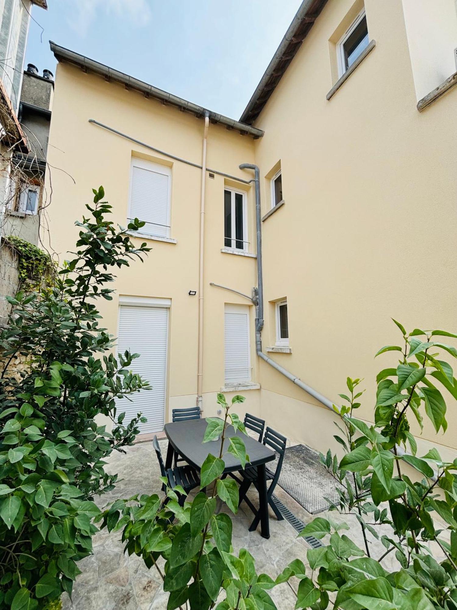 Appartement Hyper Centre De Montargis Luaran gambar